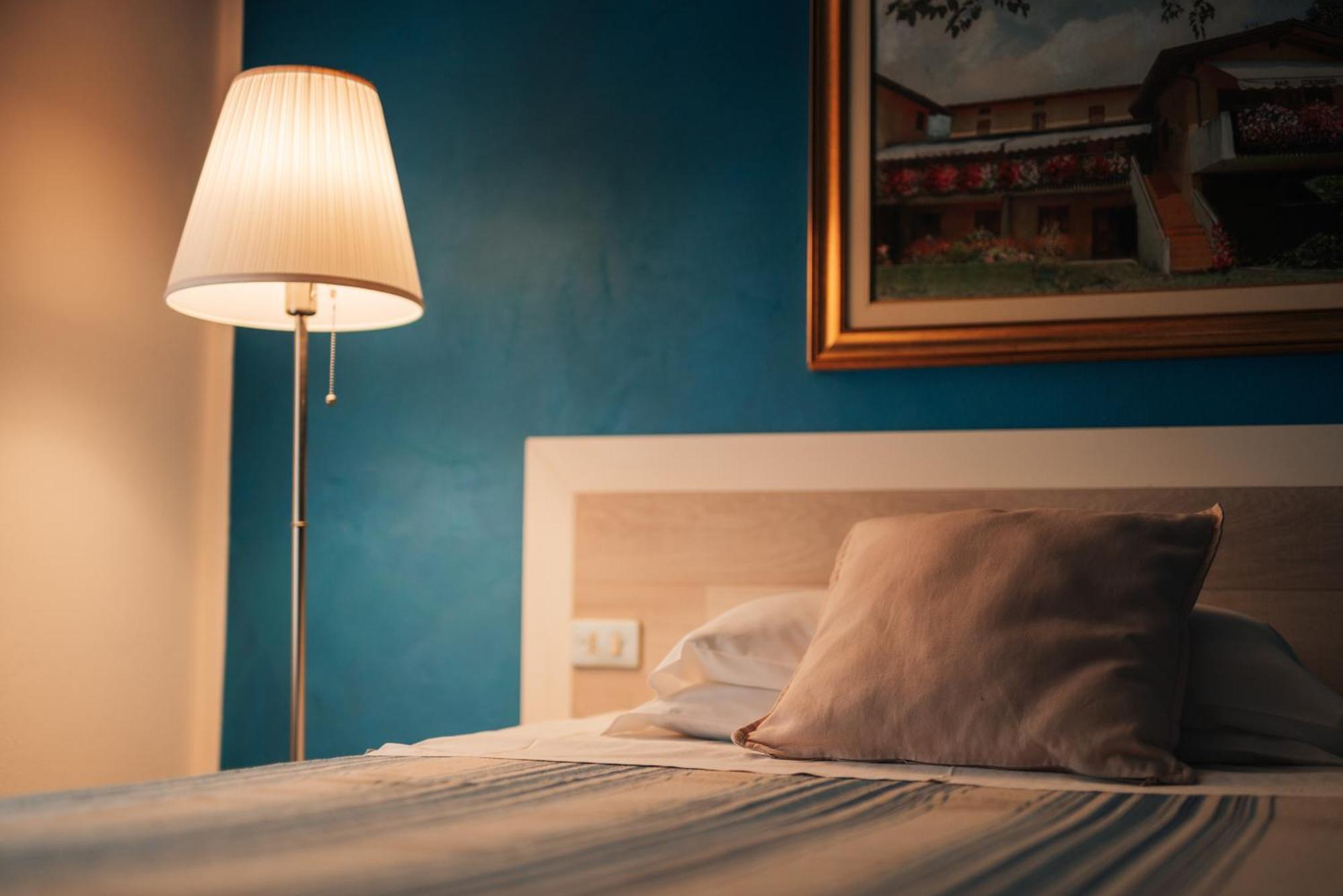 Hotel Colomber Gardone Riviera Εξωτερικό φωτογραφία