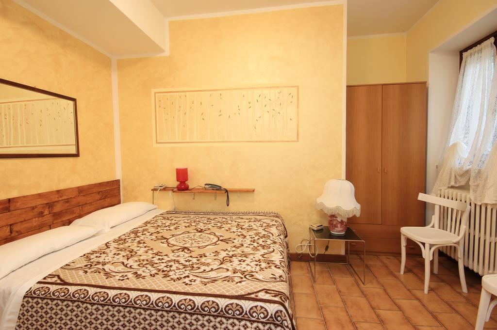 Hotel Colomber Gardone Riviera Εξωτερικό φωτογραφία